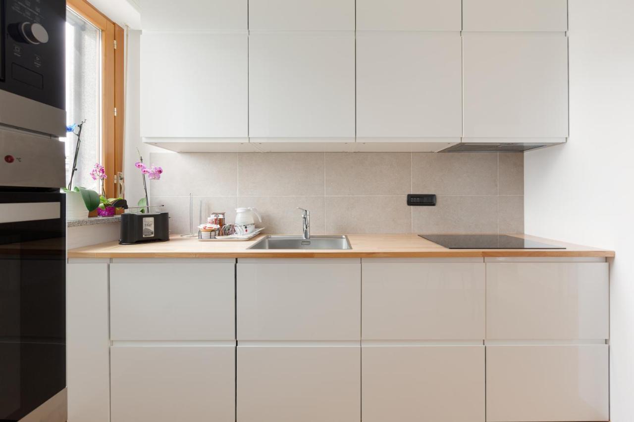 Milan Comfy Apartment X3 - With Balcony Exterior photo